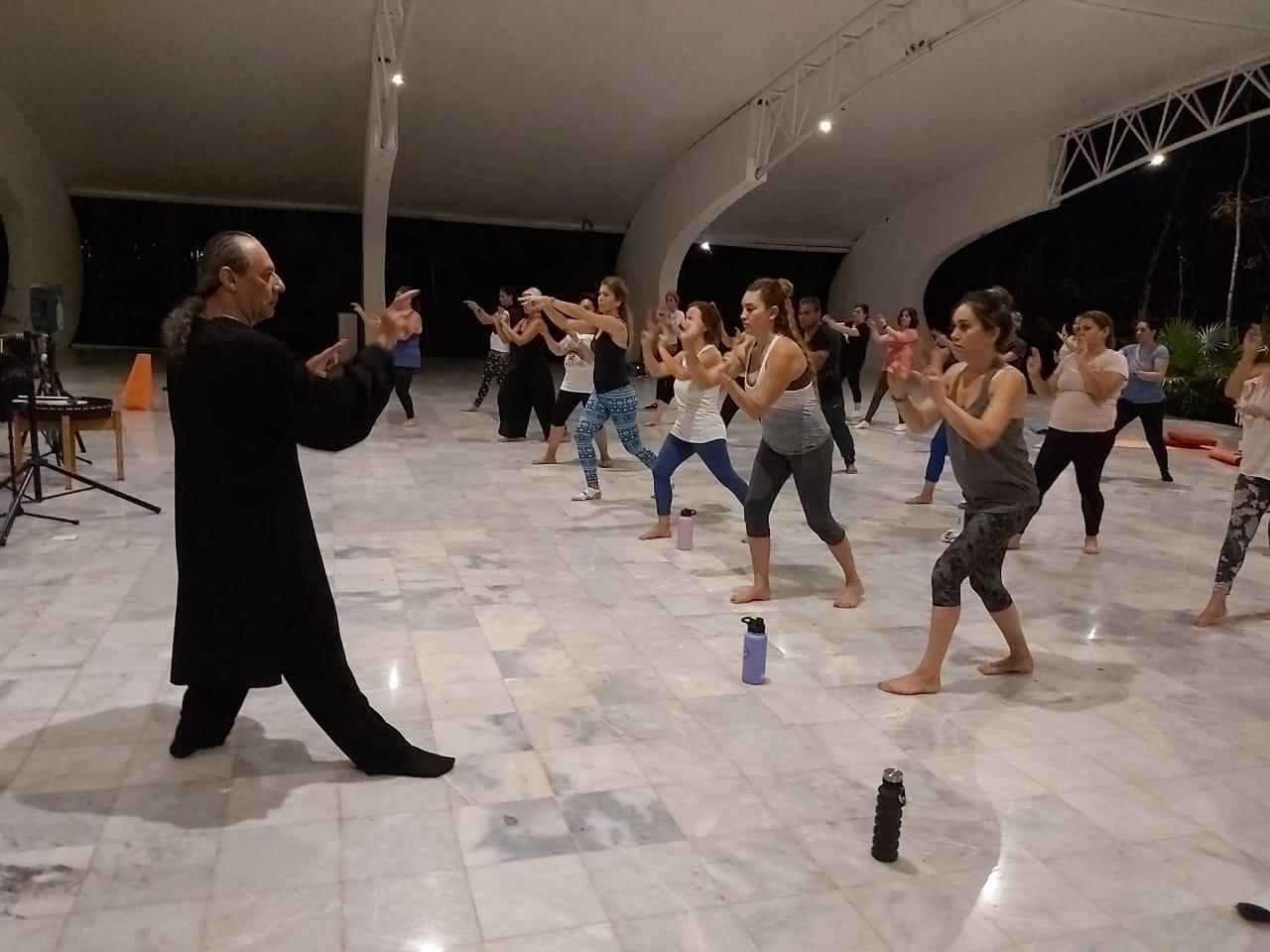 Chi Kung Curativo — movimiento consciente grupal